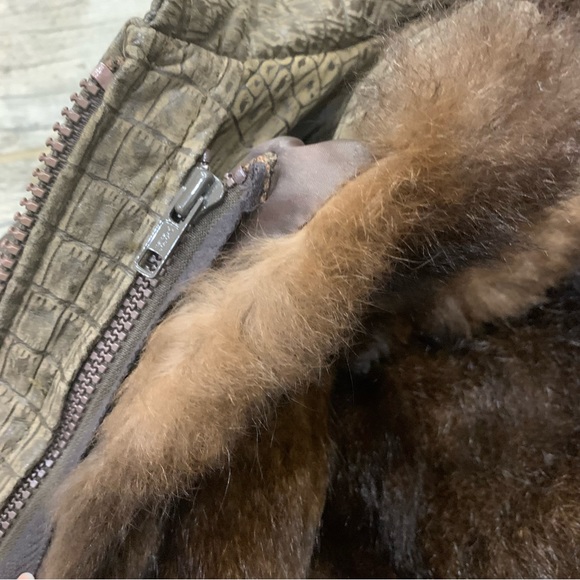 Alan Michaels Croco Embossed Bomber Leather Jacket with Possum Fur - Picture 12 of 16